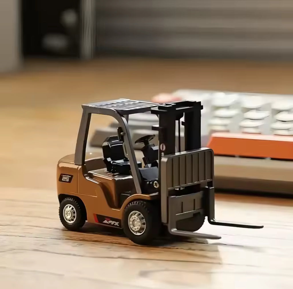 wózek™- widłowy sterowany z pilota